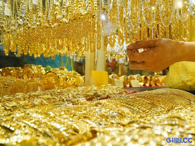 Mơ thấy vàng nữ trang phản ánh giá trị bản thân và sự tự tin