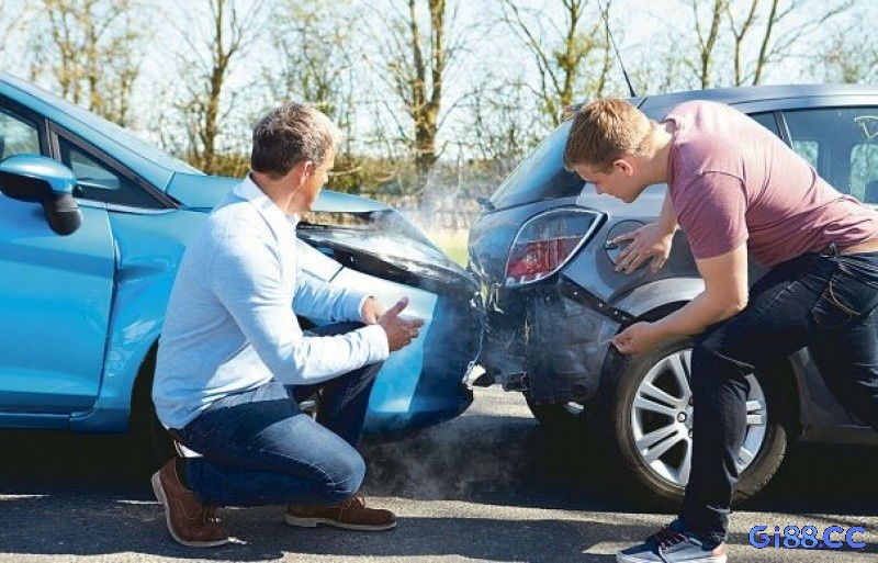 Mơ thấy tai nạn đánh con gì? Giải mã con số may mắn